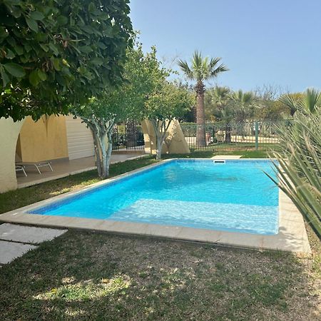 Penthouse Cosy Avec Piscine Privee Aparthotel La Marsa Exterior photo