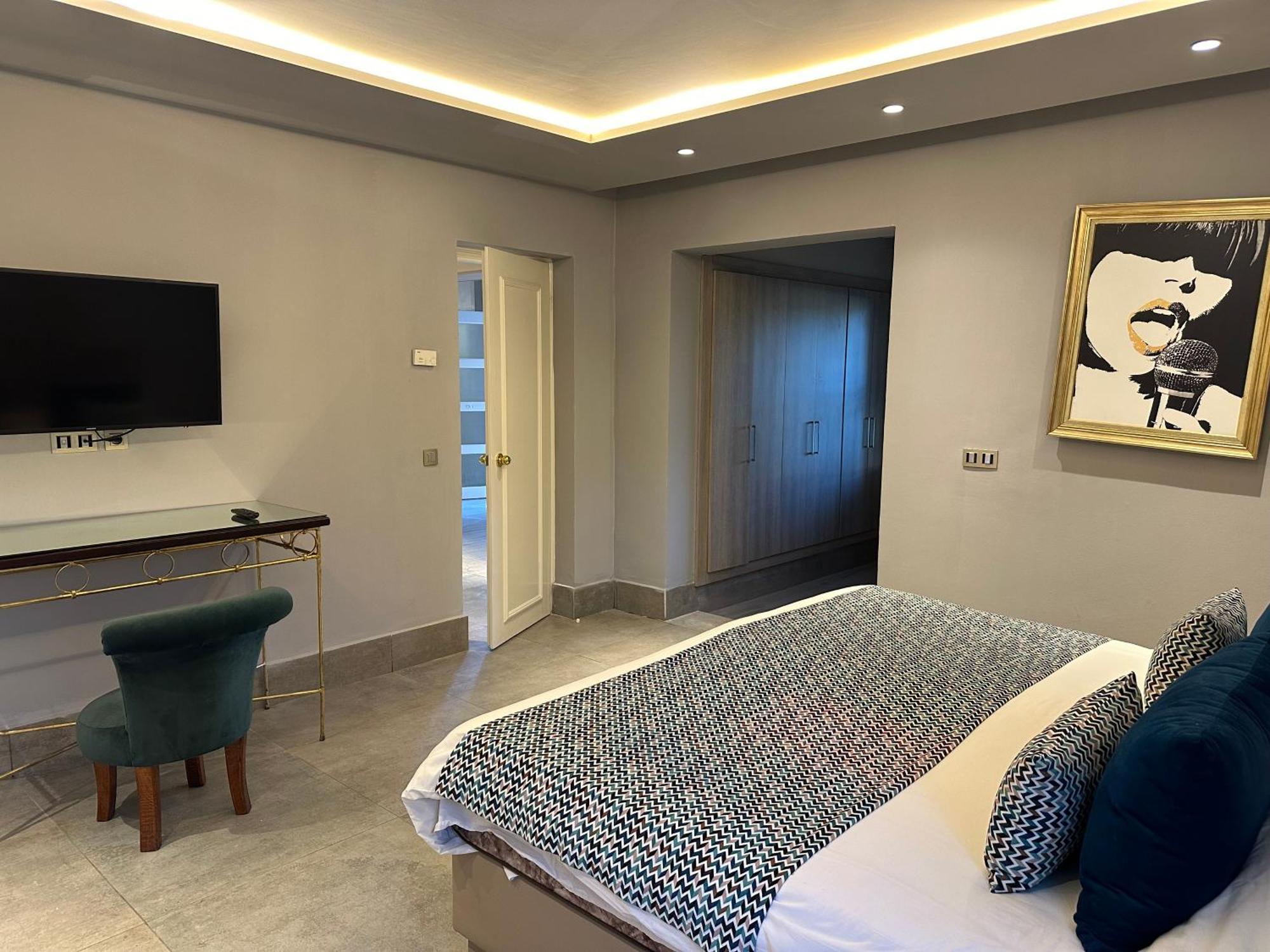 Penthouse Cosy Avec Piscine Privee Aparthotel La Marsa Exterior photo