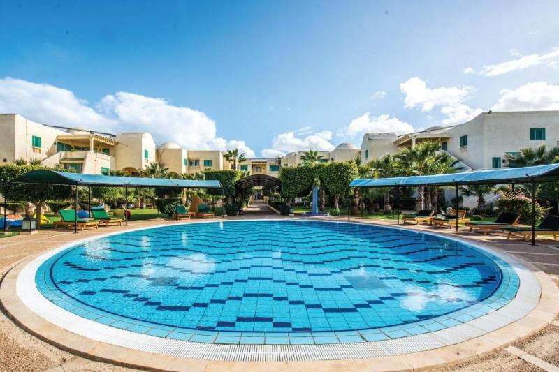 Penthouse Cosy Avec Piscine Privee Aparthotel La Marsa Exterior photo