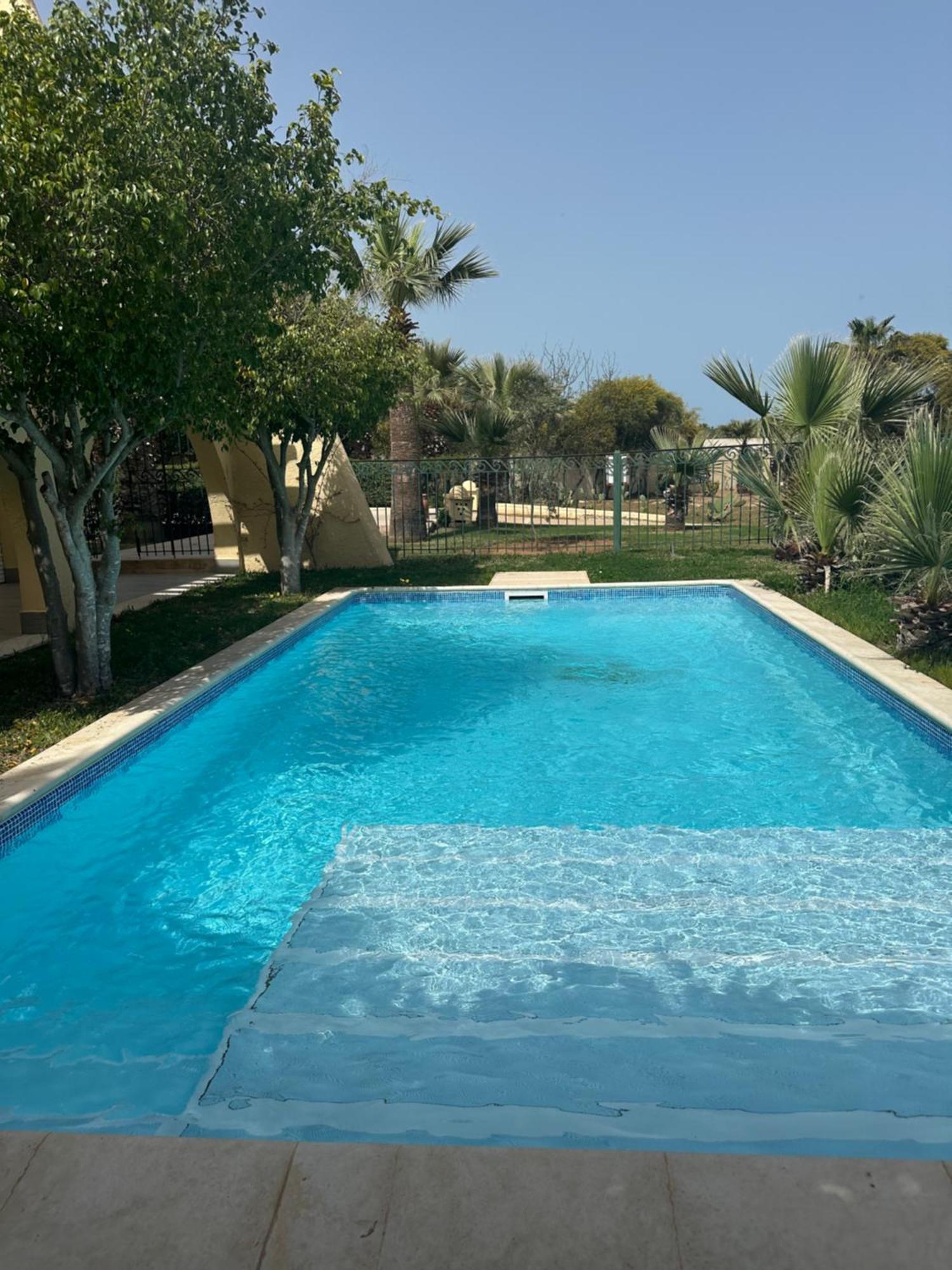 Penthouse Cosy Avec Piscine Privee Aparthotel La Marsa Exterior photo
